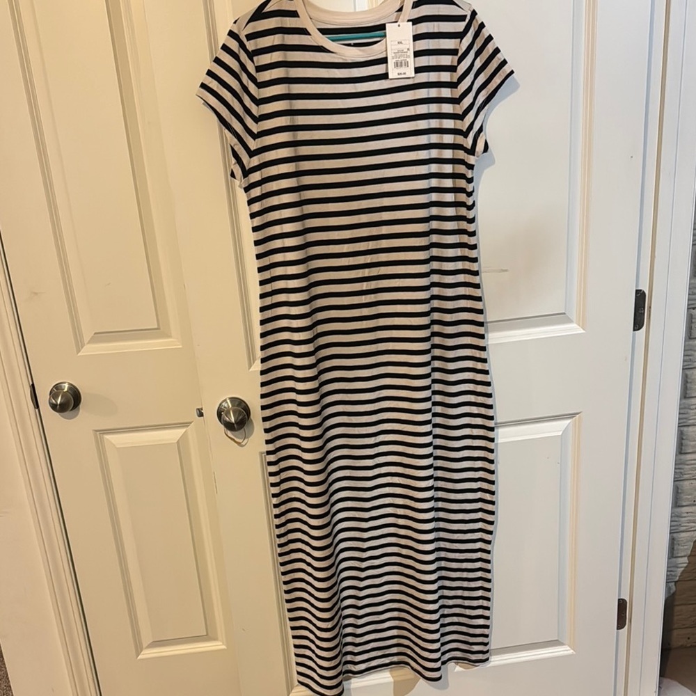 a new day Black and White Striped Midi Dress - Picture 2 of 5